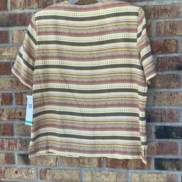 4/$20. Alfred Dunner NWT Button Front Blouse - Picture 8 of 10